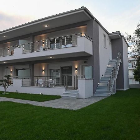 Faidra Apartments Néa Péramos Bagian luar foto