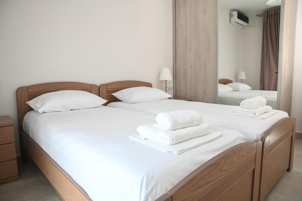 Faidra Apartments Néa Péramos Bagian luar foto