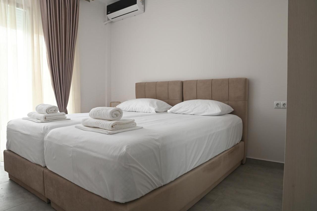 Faidra Apartments Néa Péramos Bagian luar foto